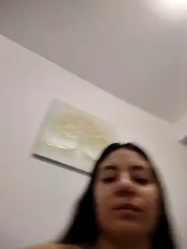 Snapshot of _soycelestee chatting on 10-19-25, 01:06 soycelestee online show from 10-19-25, 01:06