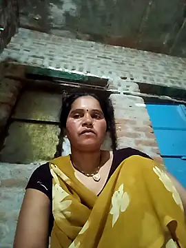 Snapshot of Nm_sanjna chatting on 06-17-26, 10:54 Nm sanjna online show from 06-17-26, 10:54