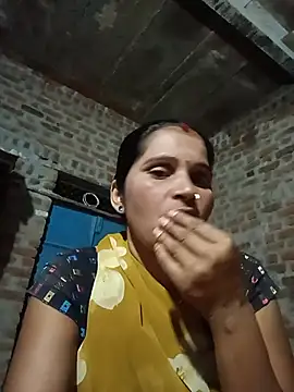 Snapshot of Nm_sanjna chatting on 07-08-26, 04:11 Nm sanjna online show from 07-08-26, 04:11