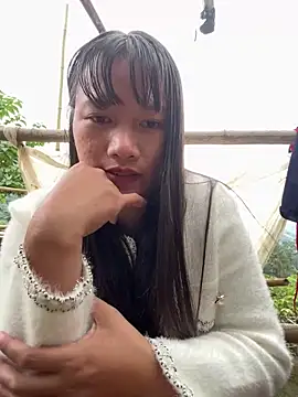 TrangNemo online show from 10-27-25, 08:51