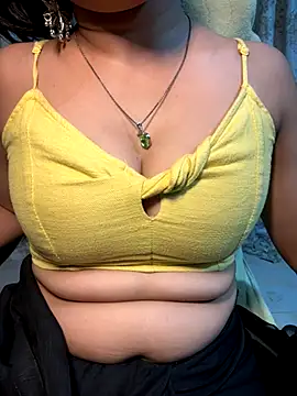 Snapshot of chocogirl_001 chatting on 10-08-25, 08:17 chocogirl 001 online show from 10-08-25, 08:17