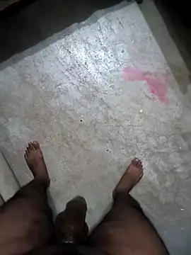 Bull For Cuckold Realmeet online show from 11-02-25, 02:52