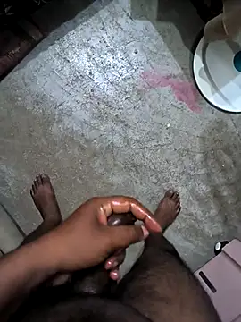 Bull For Cuckold Realmeet online show from 04-26-26, 07:17