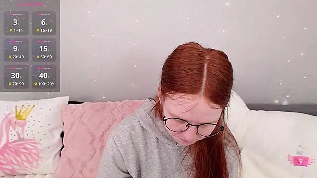 Snapshot of Evarey_ chatting on 05-02-26, 04:17 Evarey online show from 05-02-26, 04:17