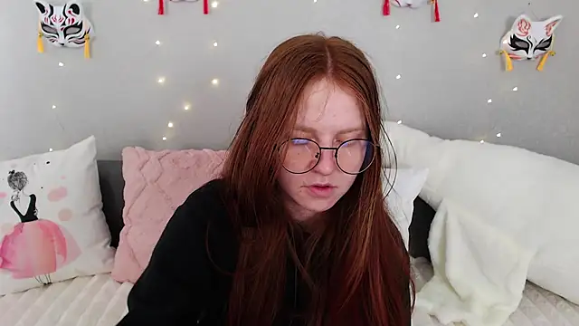 Snapshot of Evarey_ chatting on 05-05-26, 04:31 Evarey online show from 05-05-26, 04:31