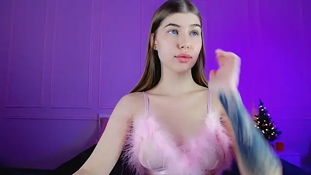 LexieSugar online show from 12-18-25, 04:13