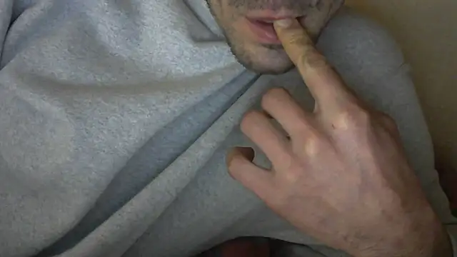 Snapshot of MakabulaAndrey chatting on 02-21-26, 02:51 MakabulaAndrey online show from 02-21-26, 02:51