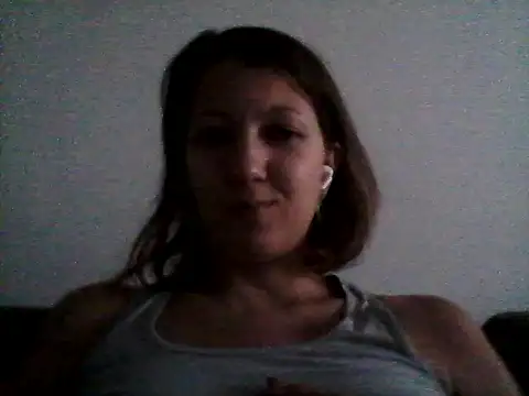 Snapshot of Karivane chatting on 04-07-26, 06:08 Karivane online show from 04-07-26, 06:08