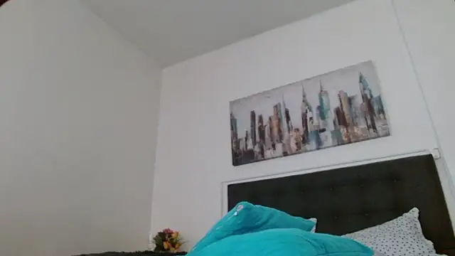 andresnoir  online show from 12-21-25, 01:18