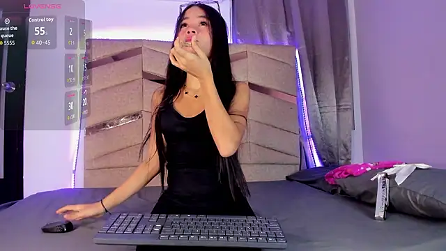 Isis Blaze online show from 02-15-26, 03:36