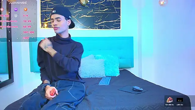 JacobBlackwell  online show from 11-12-25, 04:13