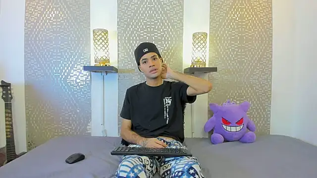 JacobBlackwell  online show from 12-16-25, 07:30