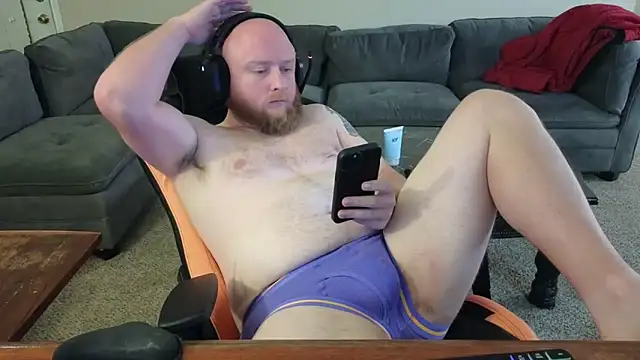 Snapshot of theballboy1 chatting on 10-25-25, 04:53 theballboy1 online show from 10-25-25, 04:53