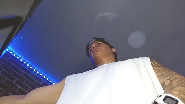 jordan bigcock  online show from 06-15-26, 09:50