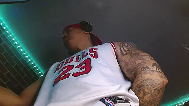 jordan bigcock  online show from 06-21-26, 06:43
