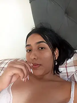 Queen sofya online show from 03-17-26, 06:44