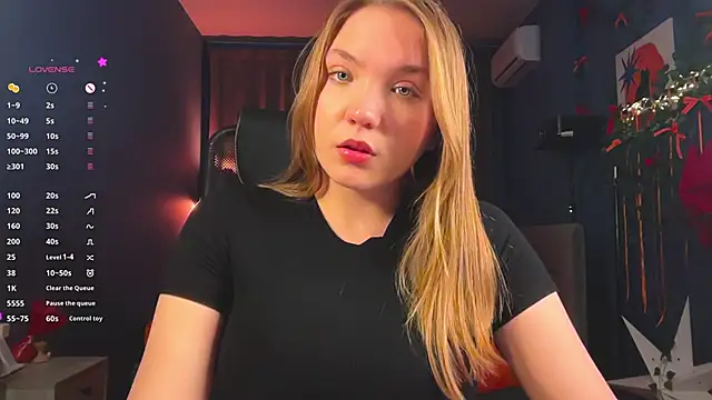 Snapshot of RebeccaEglitis chatting on 05-07-26, 05:29 RebeccaEglitis online show from 05-07-26, 05:29