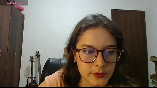 CarlaLorez online show from 04-02-26, 01:58