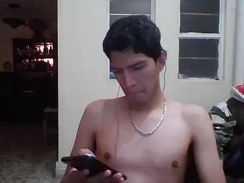 Snapshot of TheHiddenMark chatting on 10-13-25, 06:13 TheHiddenMark online show from 10-13-25, 06:13