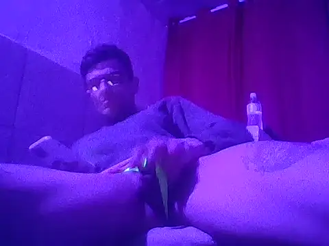 Testcam69 online show from 07-06-26, 12:13
