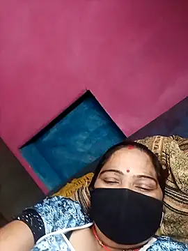 Snapshot of Ut_kanchna chatting on 10-12-25, 12:31 Ut kanchna online show from 10-12-25, 12:31