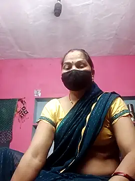 Snapshot of Ut_kanchna chatting on 10-25-25, 10:59 Ut kanchna online show from 10-25-25, 10:59