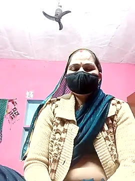 Snapshot of Ut_kanchna chatting on 10-28-25, 12:09 Ut kanchna online show from 10-28-25, 12:09