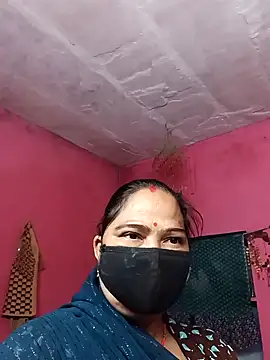 Snapshot of Ut_kanchna chatting on 11-19-25, 09:37 Ut kanchna online show from 11-19-25, 09:37