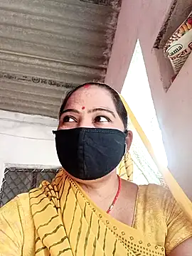 Snapshot of Ut_kanchna chatting on 11-21-25, 06:34 Ut kanchna online show from 11-21-25, 06:34