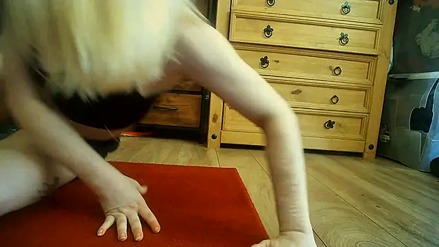 cinnamon-xx online show from 07-01-26, 03:56