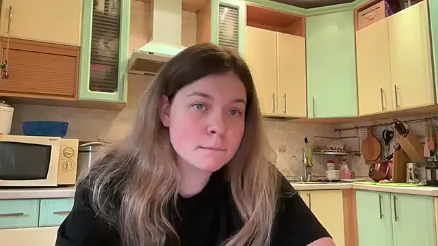 Snapshot of Crave_Elise chatting on 10-22-25, 06:35 Crave Elise online show from 10-22-25, 06:35