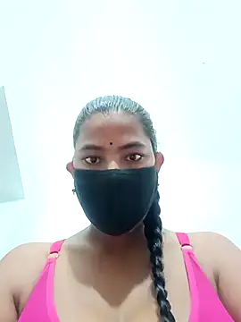 Hot radhaji online show from 10-25-25, 12:13