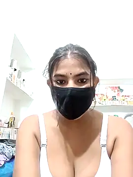 Hot radhaji online show from 11-10-25, 04:39