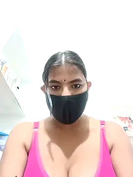 Hot radhaji online show from 11-24-25, 05:34