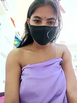 Hot radhaji online show from 01-11-26, 10:42