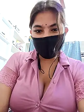 Hot radhaji online show from 03-25-26, 02:23