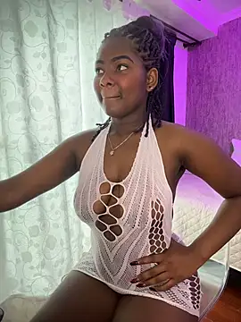 KarinaFlowers  online show from 07-02-26, 01:28