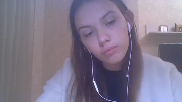 CeyaLier online show from 10-16-25, 04:08