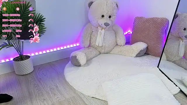 Alexaaa01  online show from 10-14-25, 11:55