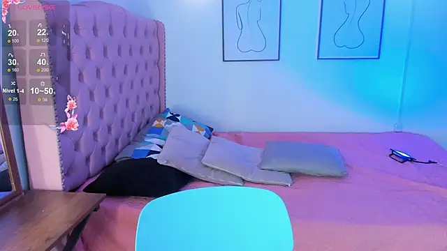 Laaura-Velez online show from 03-22-26, 01:58