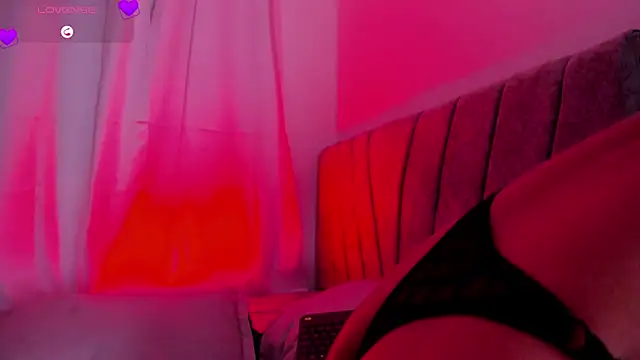 klohe wiilliams online show from 04-25-26, 03:53