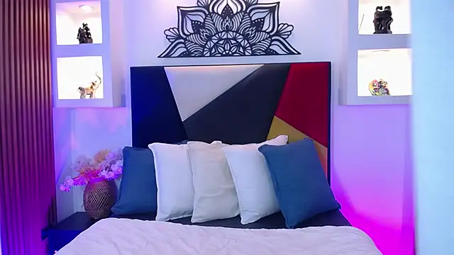 Emo Boy  online show from 03-01-26, 08:22