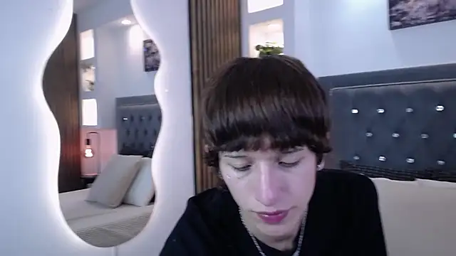 Emo Boy  online show from 04-09-26, 08:25