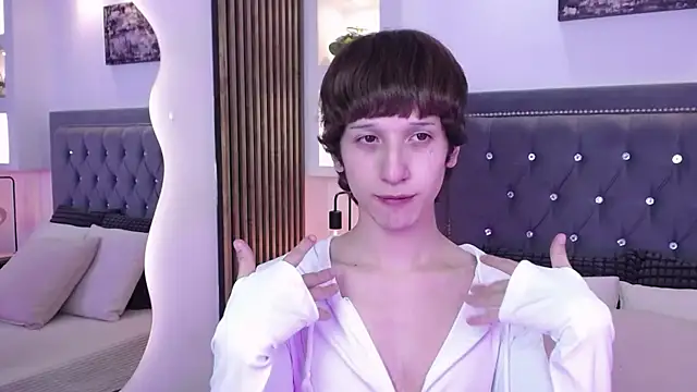 Snapshot of Emo_Boy_ chatting on 05-16-26, 09:13 Emo Boy online show from 05-16-26, 09:13
