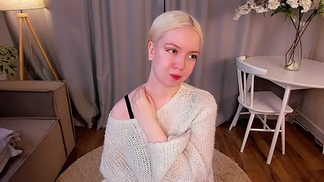 TinaStevenson online show from 11-04-25, 10:31