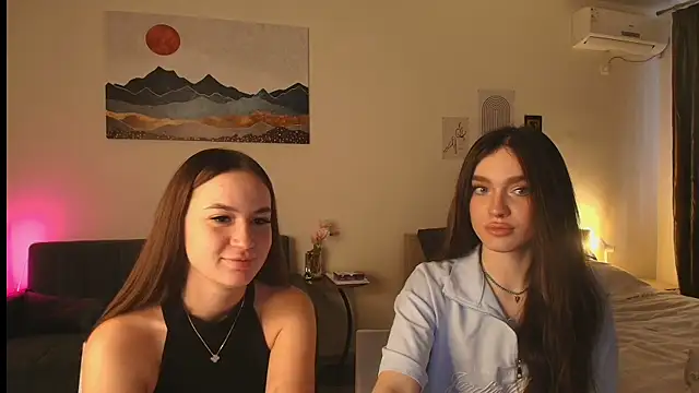 MayaGlow online show from 01-10-26, 05:42