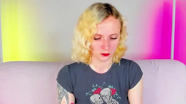 LikiLips online show from 06-09-26, 01:06