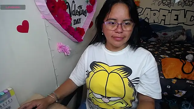Miss  kendra  online show from 05-21-26, 02:35