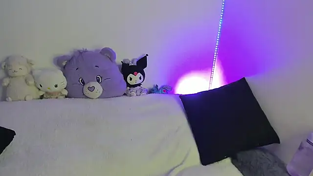 LucieAngels online show from 06-12-26, 02:10
