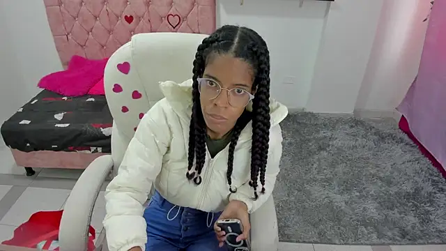 thianahorny online show from 02-16-26, 01:29